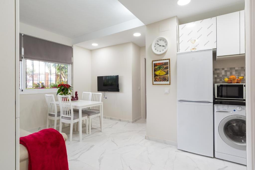 Apartamento Flamingo Apartment Malaga Exterior photo